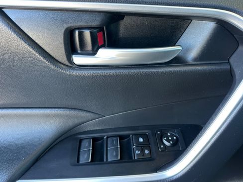 Certified 2024 Toyota RAV4 XLE FWD image 10