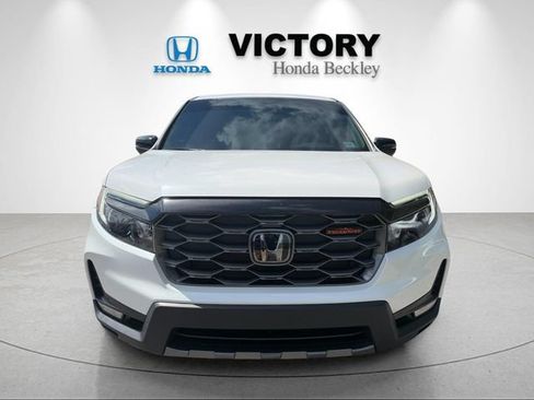 Used 2025 Honda Ridgeline TrailSport image 8