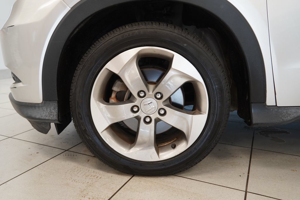 Used 2016 Honda HR-V EX-L image 16
