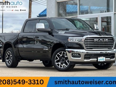 New 2025 RAM 1500 Laramie w/ Trailer Tow Group AWD/4WD image 2