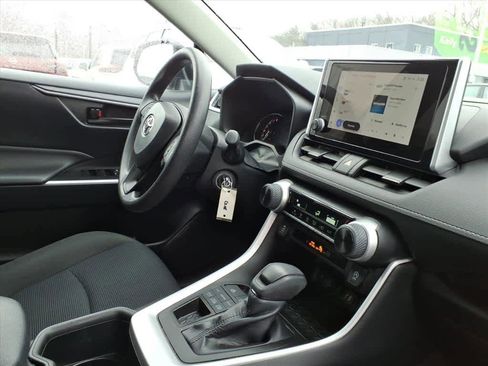 Used 2023 Toyota RAV4 LE image 25