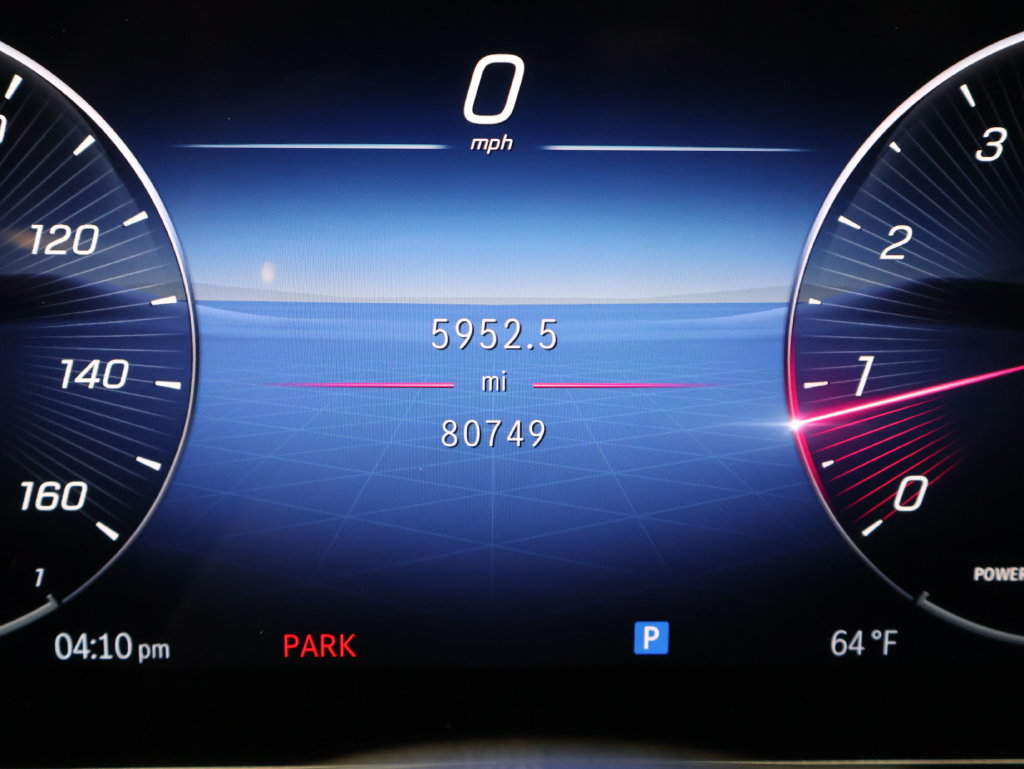 Used 2023 Mercedes-Benz GLC 300 4MATIC image 38