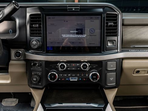 Used 2026 Ford F450 Platinum w/ Platinum Plus Package image 24