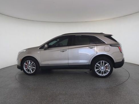 Used 2023 Cadillac XT5 Sportv w/ LPO, Floor Liner Package image 8