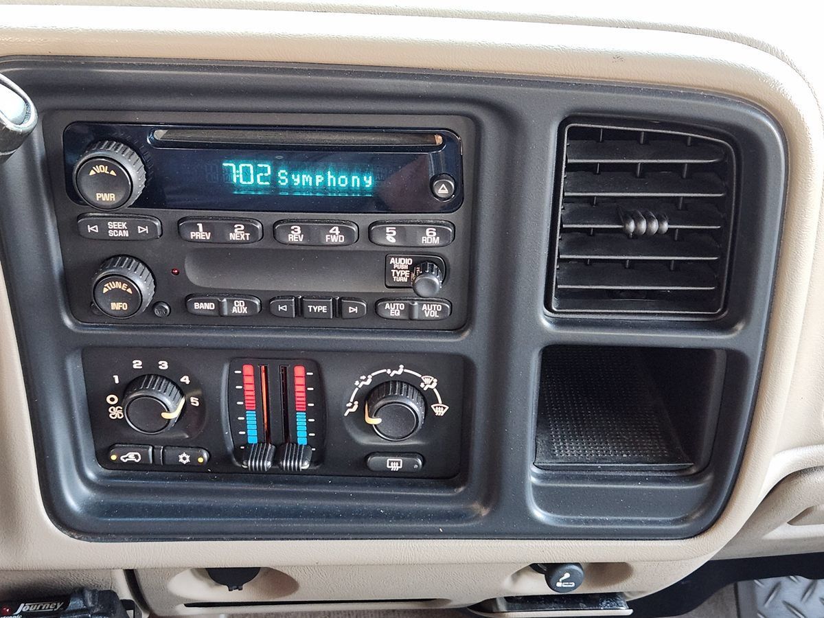 Used 2007 Chevrolet Silverado 3500 LT w/ Heavy-Duty Power Package AWD/4WD image 37