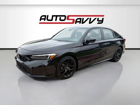 Used 2025 Honda Civic Sport image 3