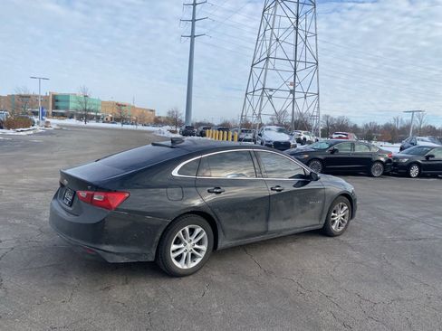 Used 2016 Chevrolet Malibu LT image 16