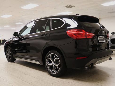 Used 2018 BMW X1 xDrive28i w/ Convenience Package AWD/4WD image 8