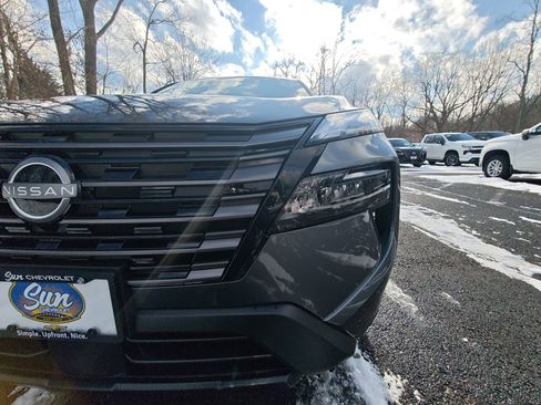 Used 2026 Nissan Rogue SV w/ Cold Weather Package image 32