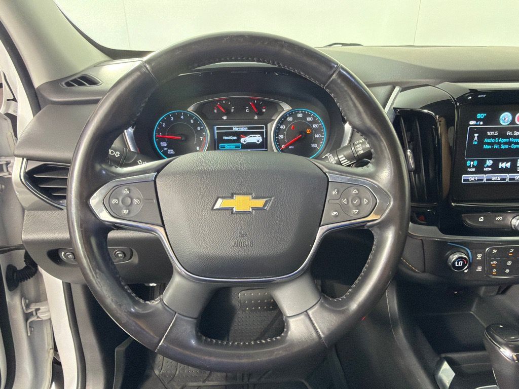 Used 2019 Chevrolet Traverse LT FWD image 13