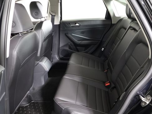 Used 2024 Volkswagen Jetta SE FWD image 35