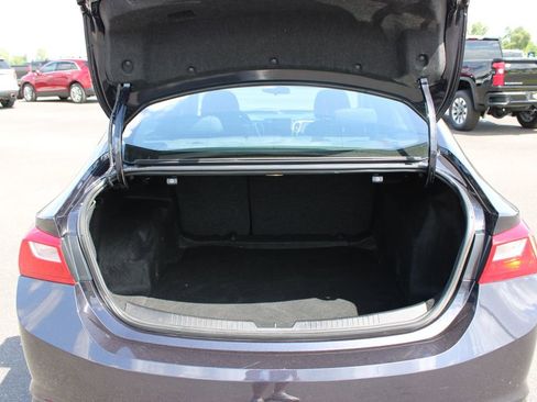 Used 2023 Chevrolet Malibu LS FWD image 14