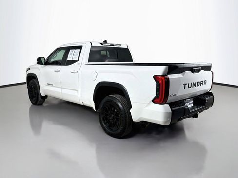 Used 2022 Toyota Tundra SR5 w/ SR5 Premium Package AWD/4WD image 10