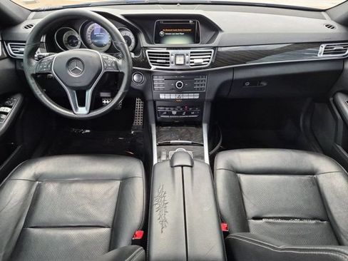 Used 2016 Mercedes-Benz E 350 4MATIC Sedan image 13