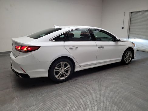 Used 2018 Hyundai Sonata Limited image 10