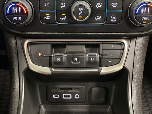 Used 2022 GMC Terrain Denali image 26