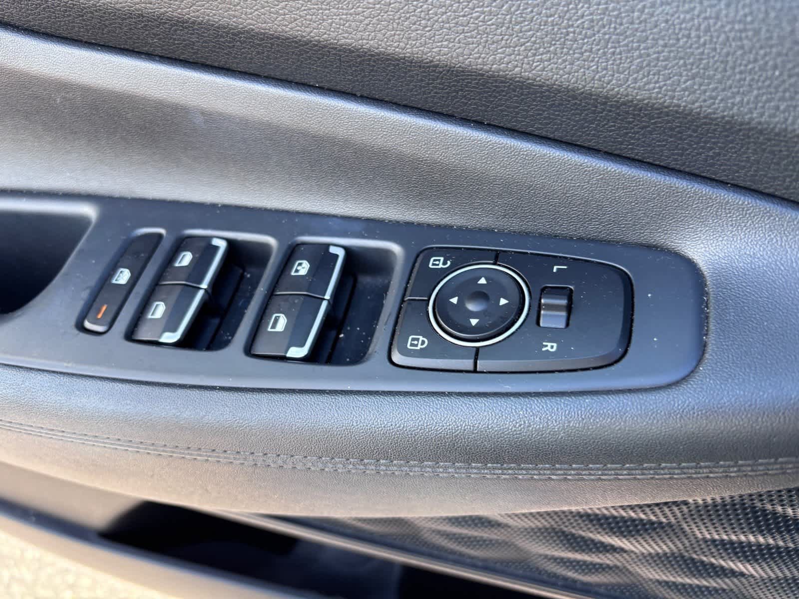 Used 2022 Hyundai Santa Fe SE AWD/4WD image 13