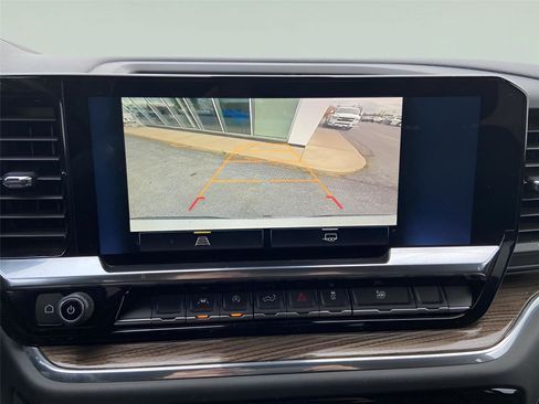 Used 2024 Chevrolet Silverado 1500 LT image 29