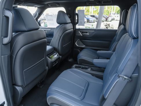 New 2026 INFINITI QX80 4WD w/ Sport Exterior Package image 28