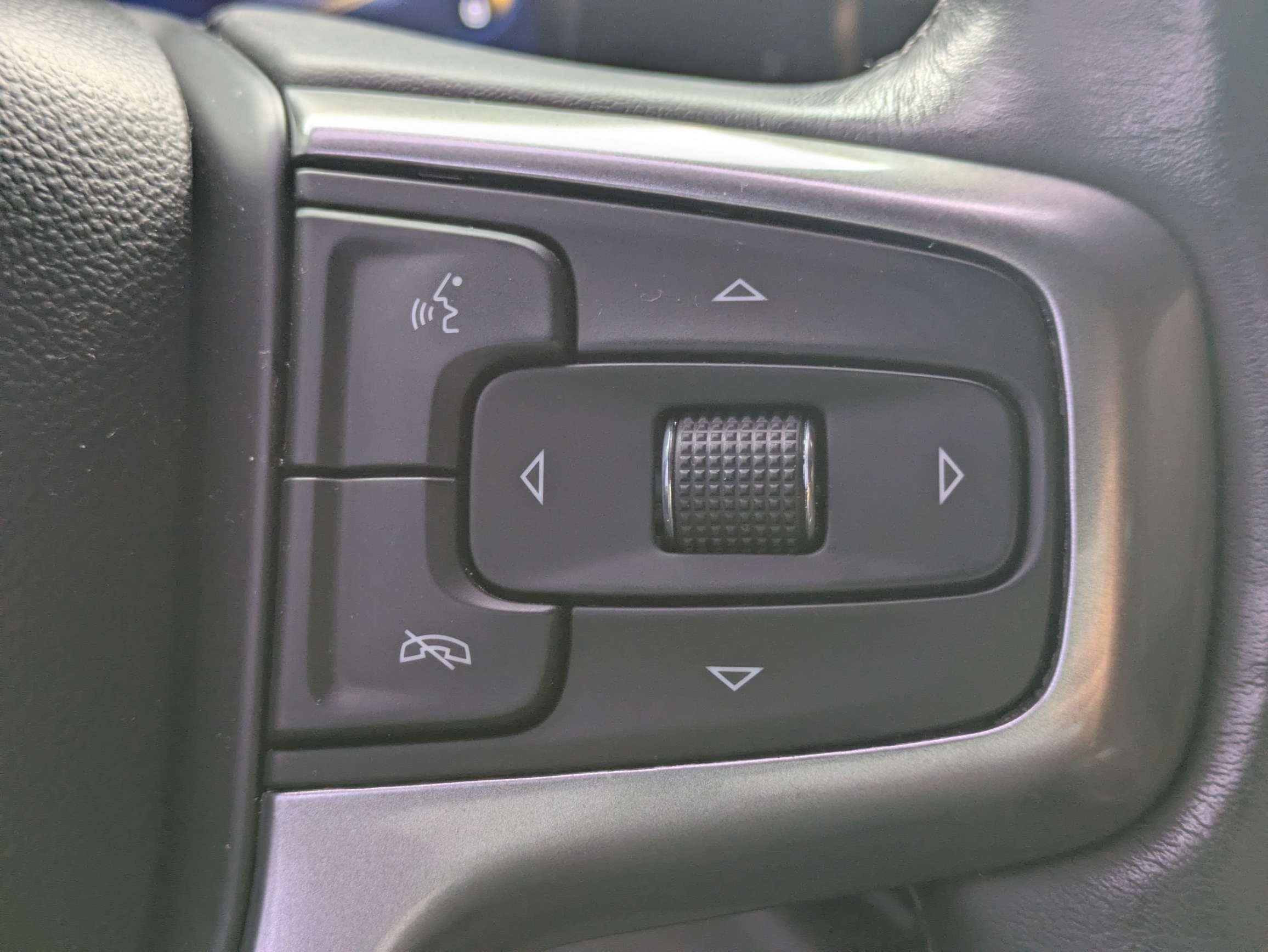 Used 2022 Chevrolet Silverado 1500 RST AWD/4WD image 24
