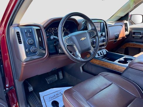Used 2017 Chevrolet Silverado 1500 High Country image 9