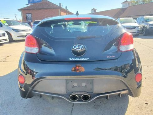 Used 2016 Hyundai Veloster Turbo FWD image 8