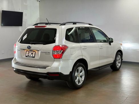 Used 2015 Subaru Forester 2.5i Premium w/ All-Weather Package AWD/4WD image 7