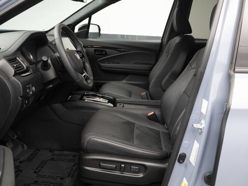 Used 2022 Honda Passport Elite image 5