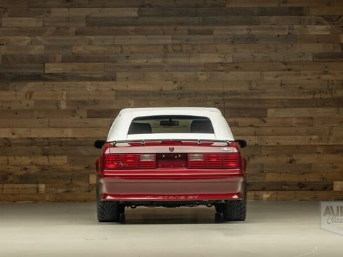 Used 1989 Ford Mustang GT RWD image 11