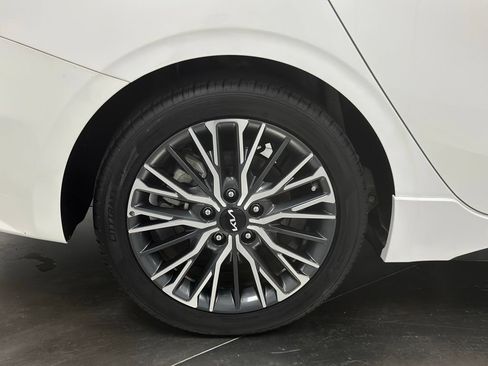Used 2024 Kia Forte GT-Line FWD image 23