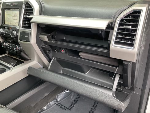 Used 2018 Ford F350 Lariat w/ FX4 Off-Road Package AWD/4WD image 26