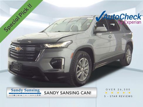 Used 2023 Chevrolet Traverse LT AWD/4WD image 1