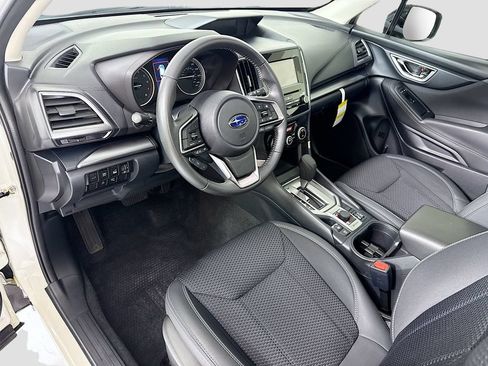 Used 2022 Subaru Forester Premium AWD/4WD image 9