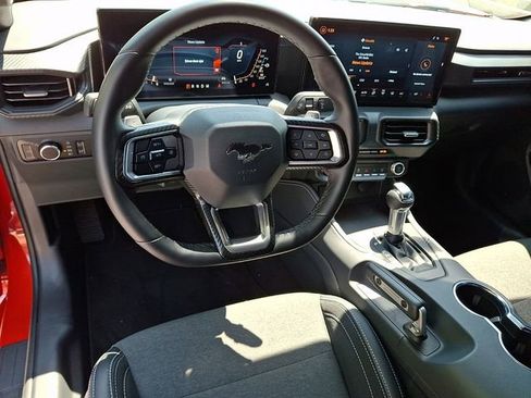 Used 2025 Ford Mustang GT w/ GT Performance Package RWD image 11