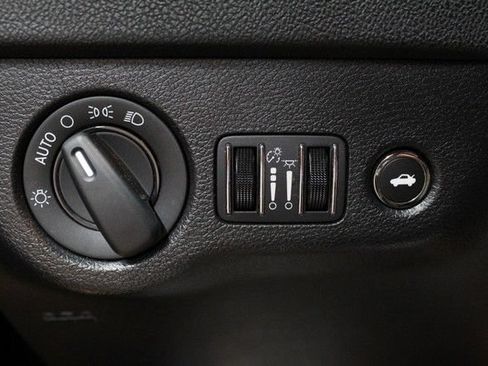 Used 2022 Dodge Charger SXT RWD image 20