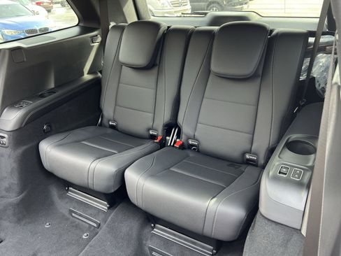 New 2026 Mercedes-Benz GLS 450 4MATIC image 24