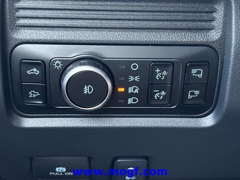 Certified 2025 Ford F250 Lariat w/ Lariat Ultimate Package AWD/4WD image 13