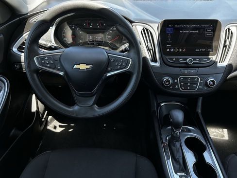 Used 2024 Chevrolet Malibu LT FWD image 13