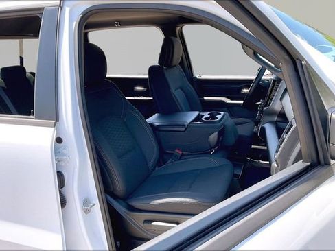 Used 2025 RAM 1500 Tradesman w/ Night Edition AWD/4WD image 19