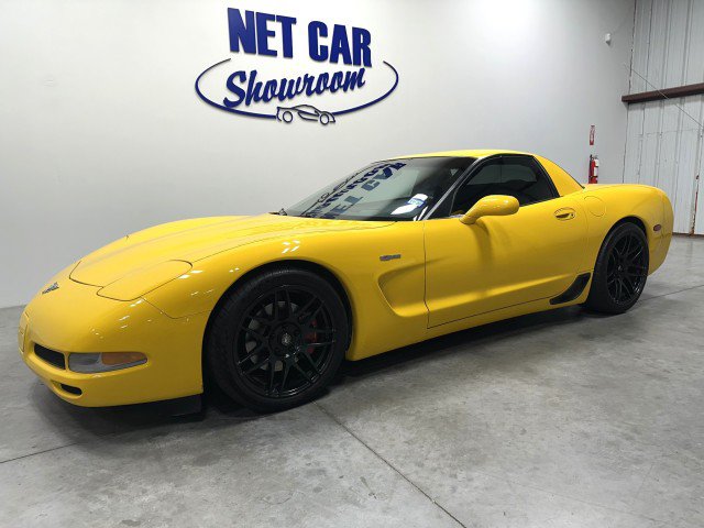 Used 2003 Chevrolet Corvette Z06 w/ Memory Package, 3 Drivers RWD image 10