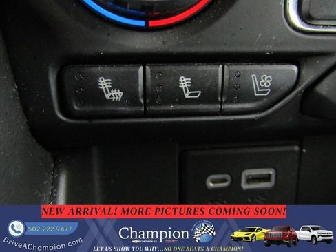 Used 2022 Chevrolet Suburban High Country AWD/4WD image 21