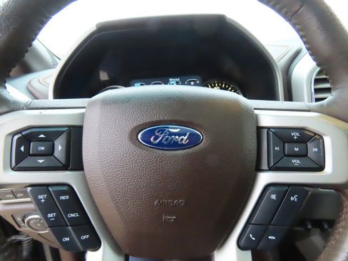 Used 2015 Ford F150 King Ranch w/ Equipment Group 601A Luxury image 27