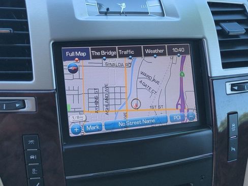 Used 2014 Cadillac Escalade Premium AWD/4WD image 17