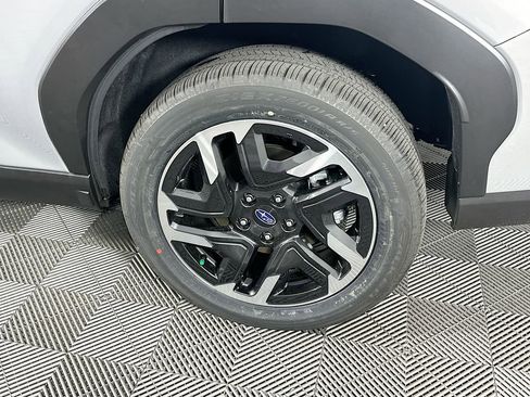 New 2025 Subaru Forester Limited image 39
