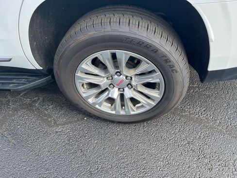 Used 2023 GMC Yukon Denali image 38