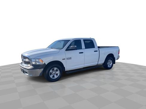 Used 2018 RAM 1500 Tradesman w/ Popular Equipment Group AWD/4WD image 4