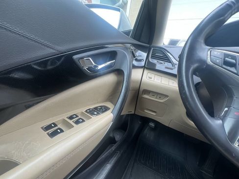 Used 2012 Hyundai Azera image 19