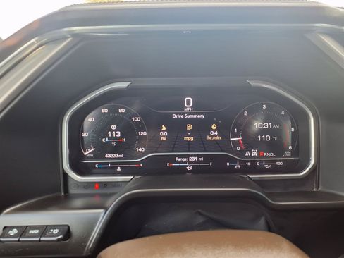 Used 2024 GMC Sierra 3500 Denali w/ Technology Package AWD/4WD image 29
