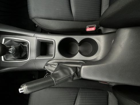 Used 2014 MAZDA MAZDA3 i Sport image 33