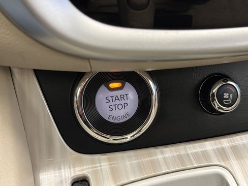 Used 2017 Nissan Murano Platinum w/ Platinum Technology Package image 24